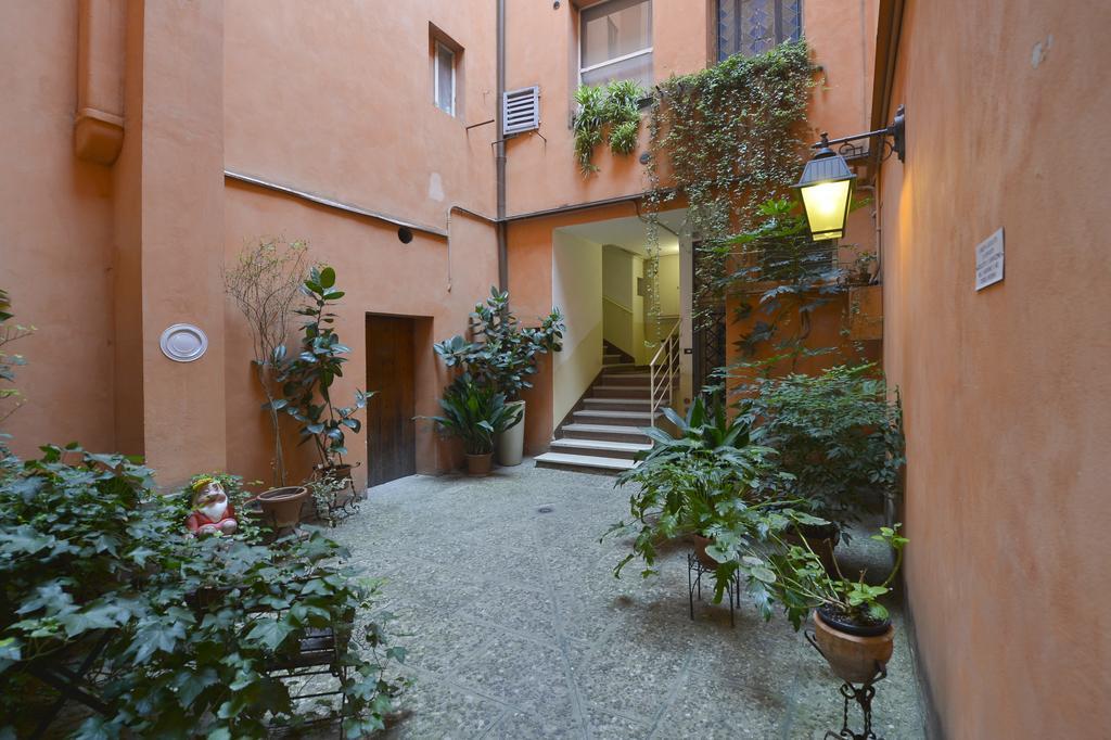 Appartement Ur-Nest Guerrazzi à Bologne Extérieur photo